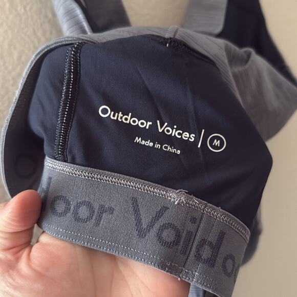 Outdoor Voices Key Sports Bra in Gray Size Medium - Picture 4 of 6